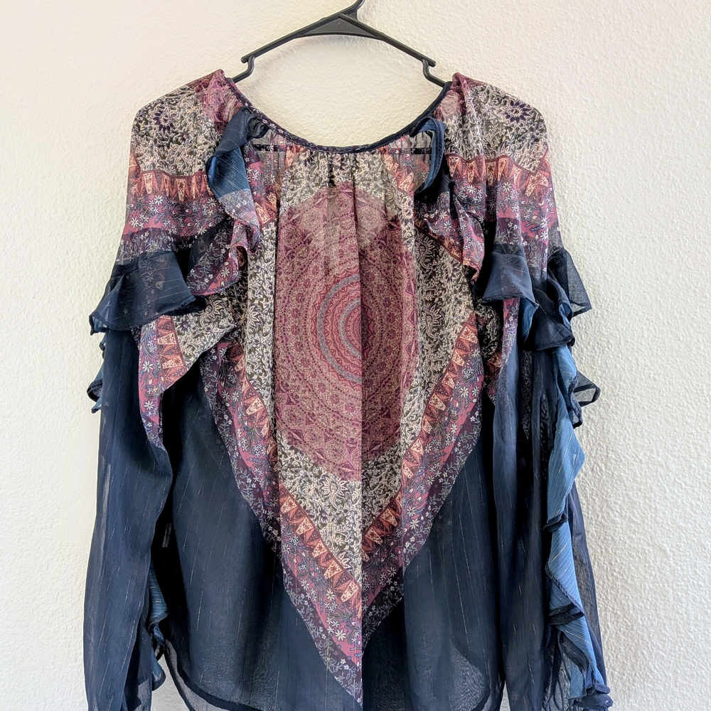 Patterned Cold Shoulder Top - Picture 4 of 4